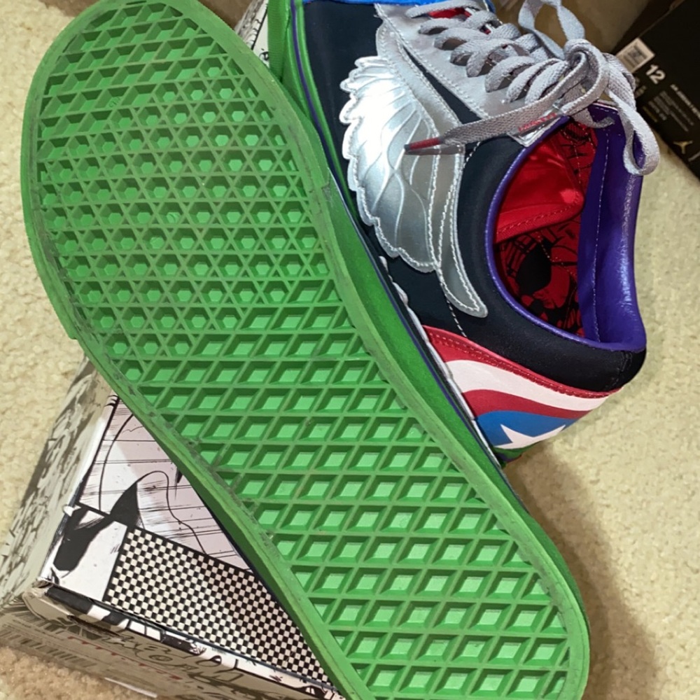 Vans avengers